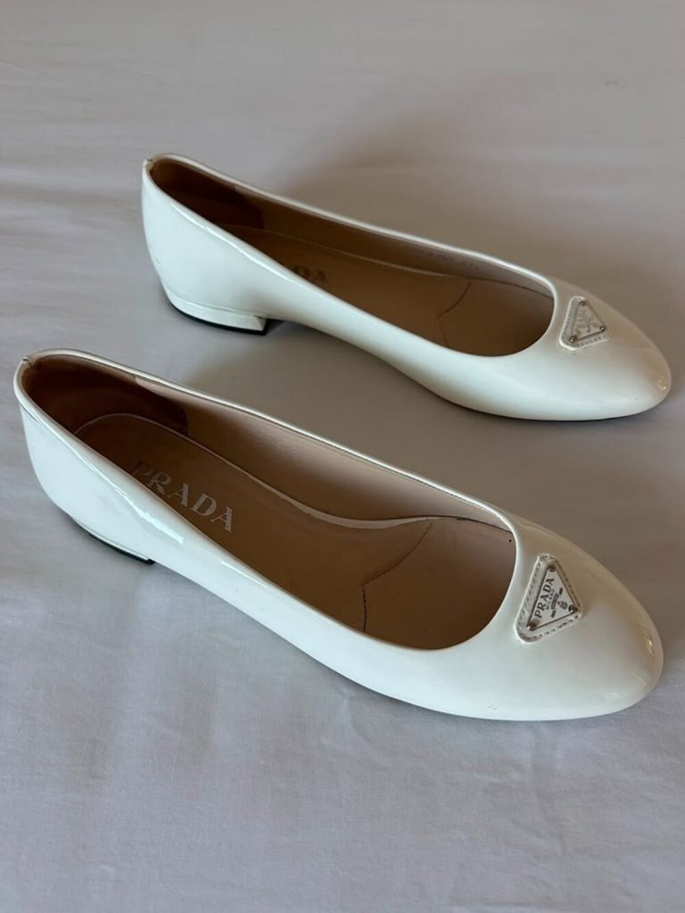 Prada white womans pump size 37.5 - Picture 3 of 9